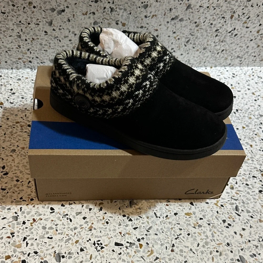 NIB ClarkS Black and Gray Slip-Ons Indoor/Outdoor Slipper size 11 - Picture 1 of 6